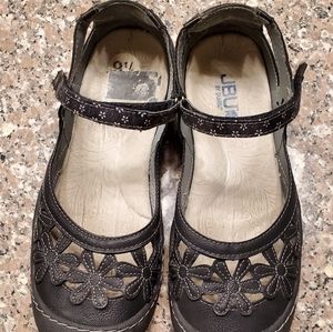 Jambu JBU Black maryjanes size 9.5